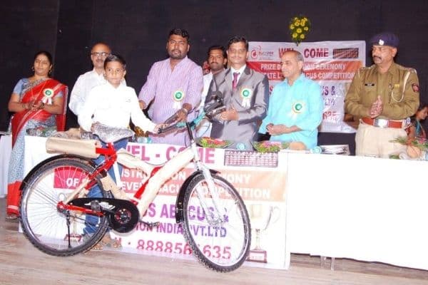 Abacus Students Receiving Awards